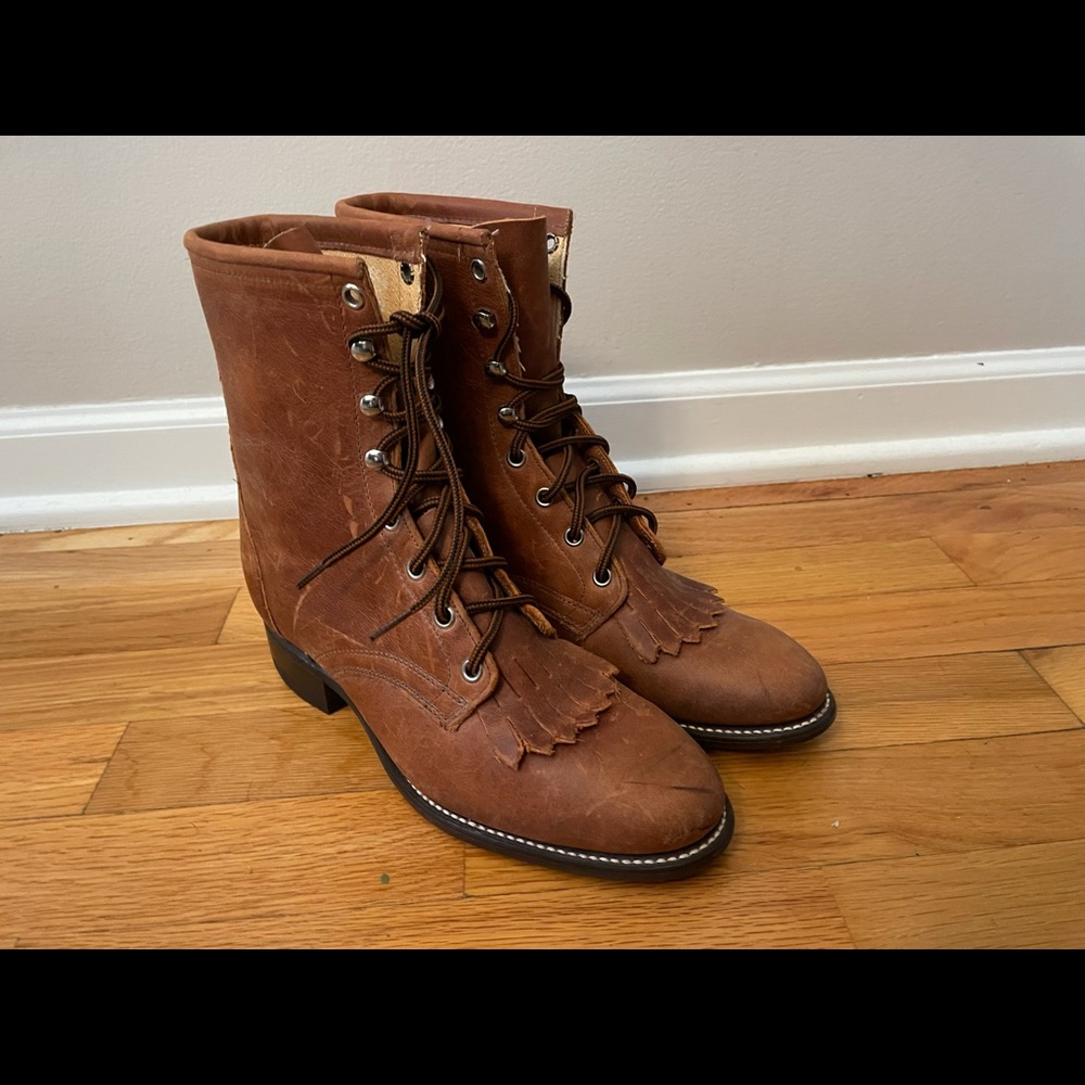 Ladero lace up tan boots women’s 8.5 NWT
